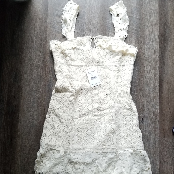 🍒NWT🍒 FREE PEOPLE IVORY CROCHET DRESS - Picture 6 of 6